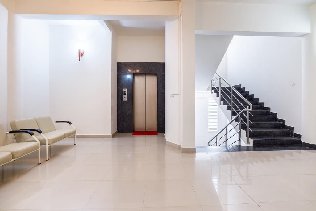 Treebo Pappilon Palace - Pvs Circle Mangaluru Exterior foto