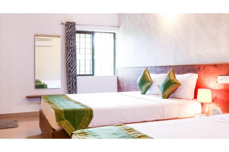 Treebo Pappilon Palace - Pvs Circle Mangaluru Exterior foto